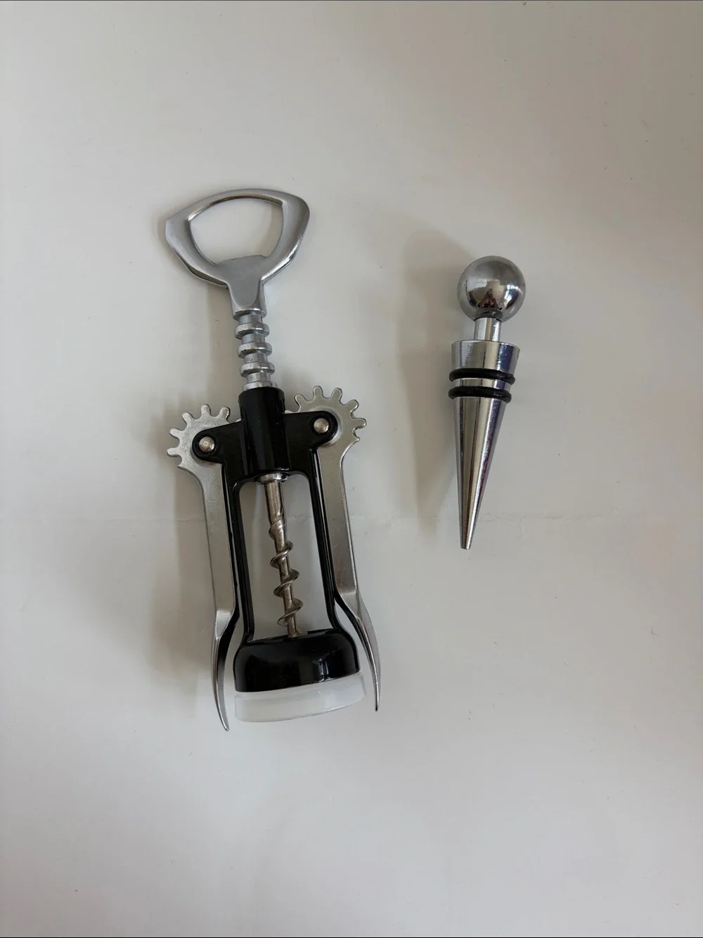 Stainless Steel Wing Corkscrew and Bottle Stopper Set - Black/Silver